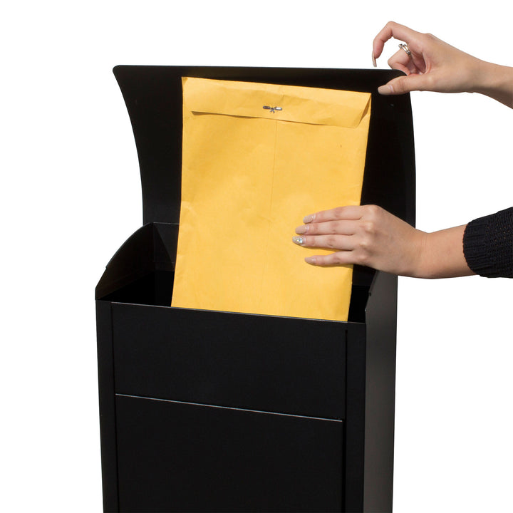 QualArc Winfield ParcelSentry Locking Parcel & Mailbox
